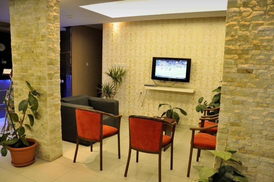 Marahal Al Rawabi Aparthotel Рияд Екстериор снимка